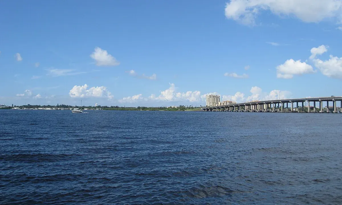 The Manatee River and DeSoto Bridge seen from the Bradenton Riverwalk in Bradenton, FL